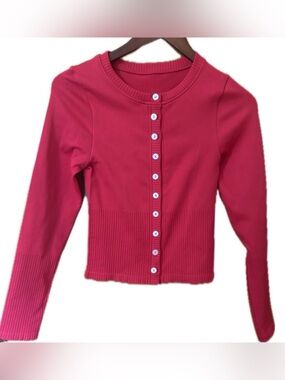 OQQ Fuchsia Button-Down Lightweight Sweater/Blouse | Medium | NWOT